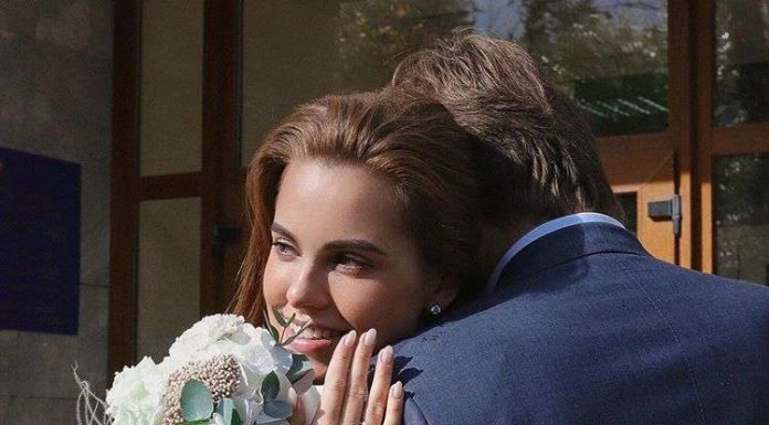 Свято для своїх: Дарина Klyukina і топ-менеджер «Газпром-Медіа» відсвяткували весілля.