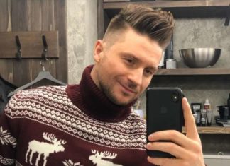 Сергій Лазарєв розмістив миле фото з сином біля нарядженої ялинки.