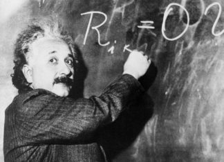 «Недорого»: на аукціоні продали послання Ейнштейна до відкинули його дівчині.