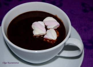 Гарячий шоколад.