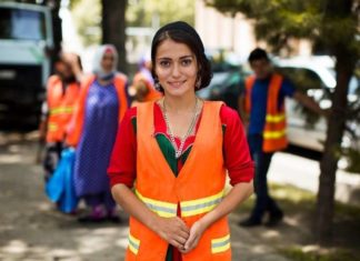 Дівчина-двірник з Душанбе потрапила в список найкрасивіших жінок світу.