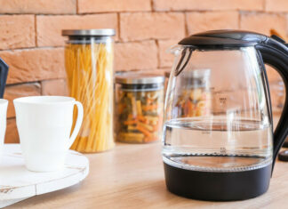 У росії не зрозуміють: чому у американців немає на кухні чайників