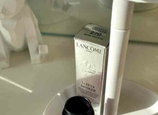 Lancome matte shaker 270, дотик ніжності до уст твоїх