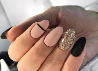 Манікюр бежевий з чорним