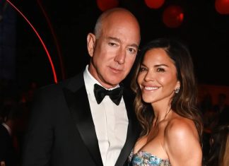 На вечірці Джеффа Безоса і Лорен Санчес, присвяченій Європейському побаченню, вона одягла Ультра-сміливе, абсолютно прозоре плаття