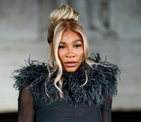 Серена Уильямс делится редкими новыми фотографиями своих дочерей, и все говорят то же самое об Олимпии