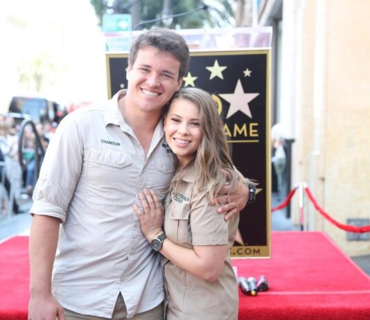 Грейс Ірвін разюче схожа на свого покійного дідуся Стіва на зворушливому сімейному фото