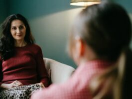 Розвінчання поширених міфів про терапію: що дійсно потрібно для зцілення