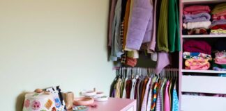 Tricky Przechowywanie biżuterii: Dlaczego uchwyt na ręcznik papierowy działa