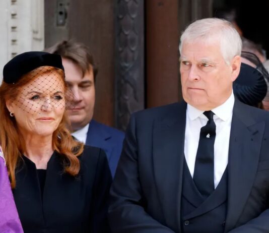 Сара Фергюсон Шукає Самоти в Ірландії на Фоні Розслідування Її Колишнього Чоловік