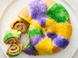 Кондитерська Sucré доставляє свої знамениті пироги з фаршем і макаронс по всій країні до Марді Гра