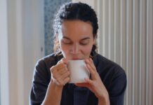 Гаряча Вода у Трендах: Що Говорять Лікарі про Користь для Здоров’я