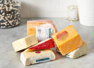 Доступний чемпіон: сир чеддер за 4 долари завоював головну нагороду