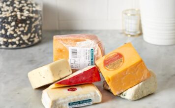 Доступний чемпіон: сир чеддер за 4 долари завоював головну нагороду