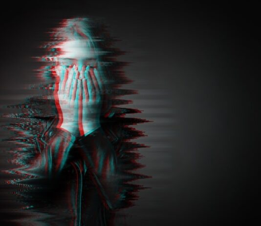 Понимание Самоповреждений у Подростков: Руководство для Родителей