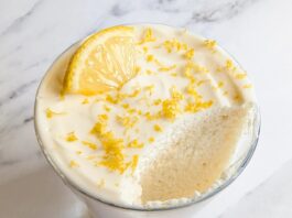 Легкий і кремовий «Лимонний мус» із 3 інгредієнтів, який я не можу перестати готувати (не готуйте!)