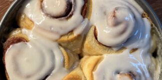 Кулінарний лайфхак за 2 долари: секрет ідеальних соковитих булочок з корицею