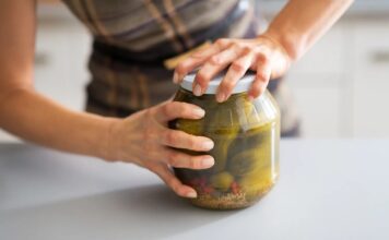 Кращі нековзні силіконові килимки для банок, що важко відкриваються.