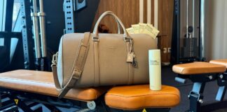 Огляд вологих серветок Nécessaire Body Wipes та спрею з евкаліптом